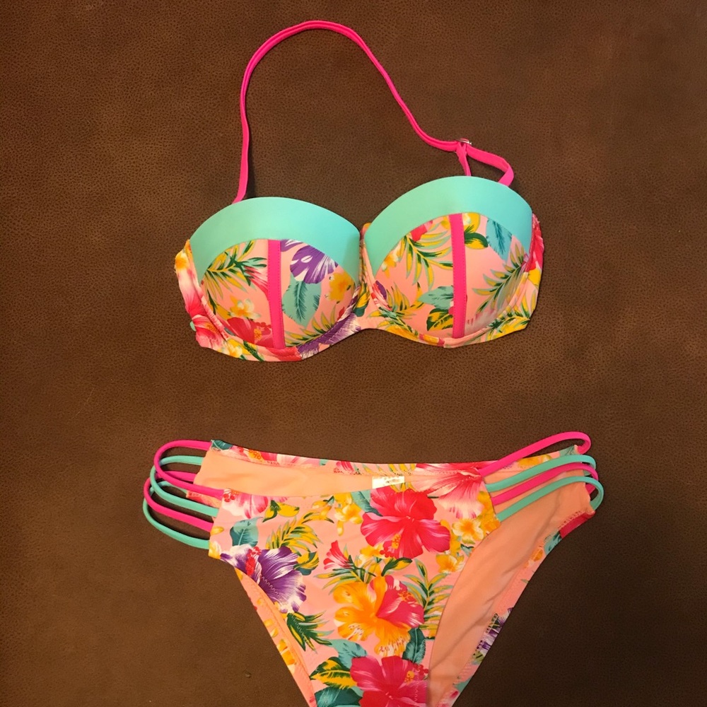 NWT bikini